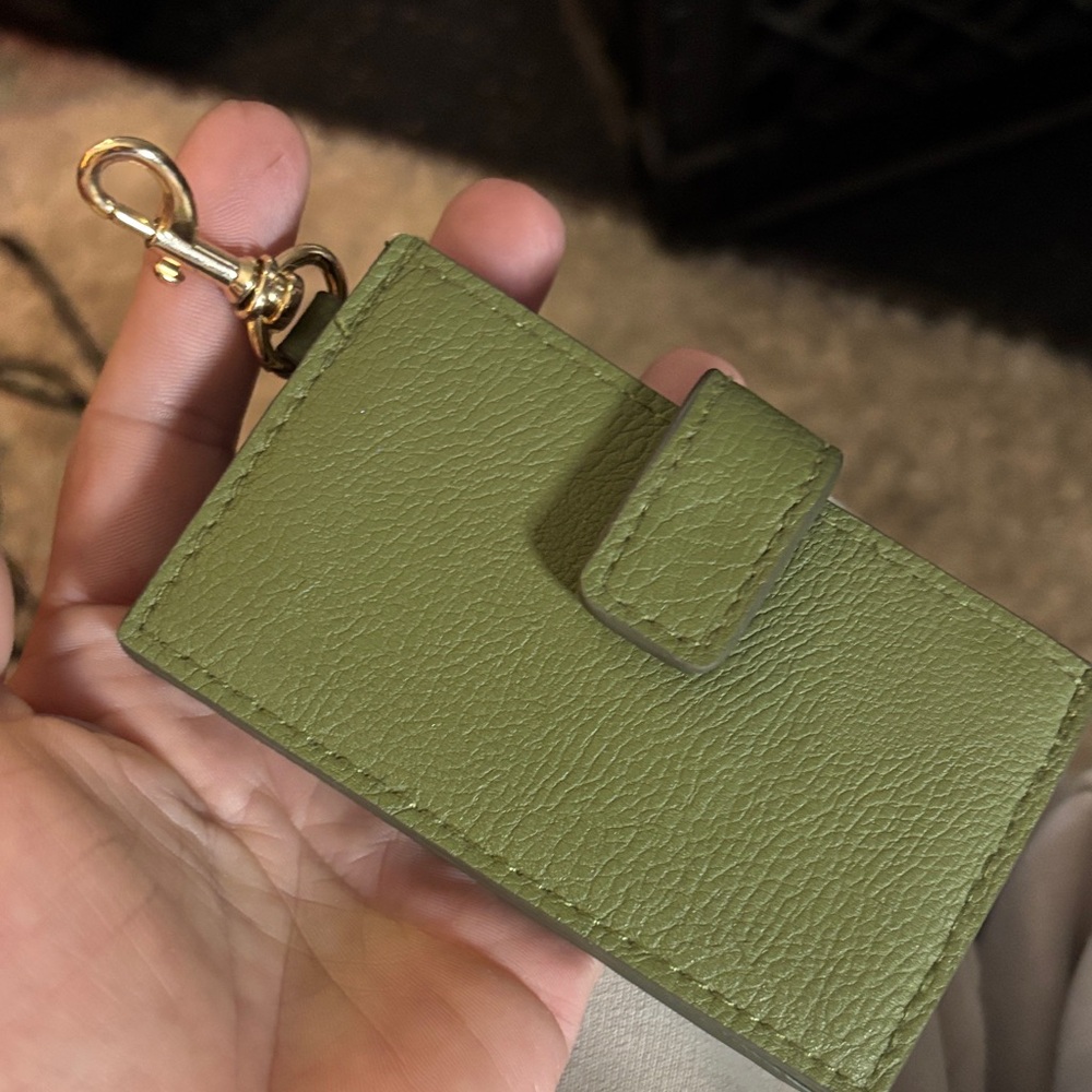 Universal Thread Green Key & Card Holder - Picture 3 of 3